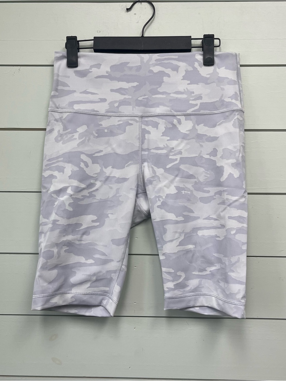 Lululemon wunder under short 10" ribbed women's size 10